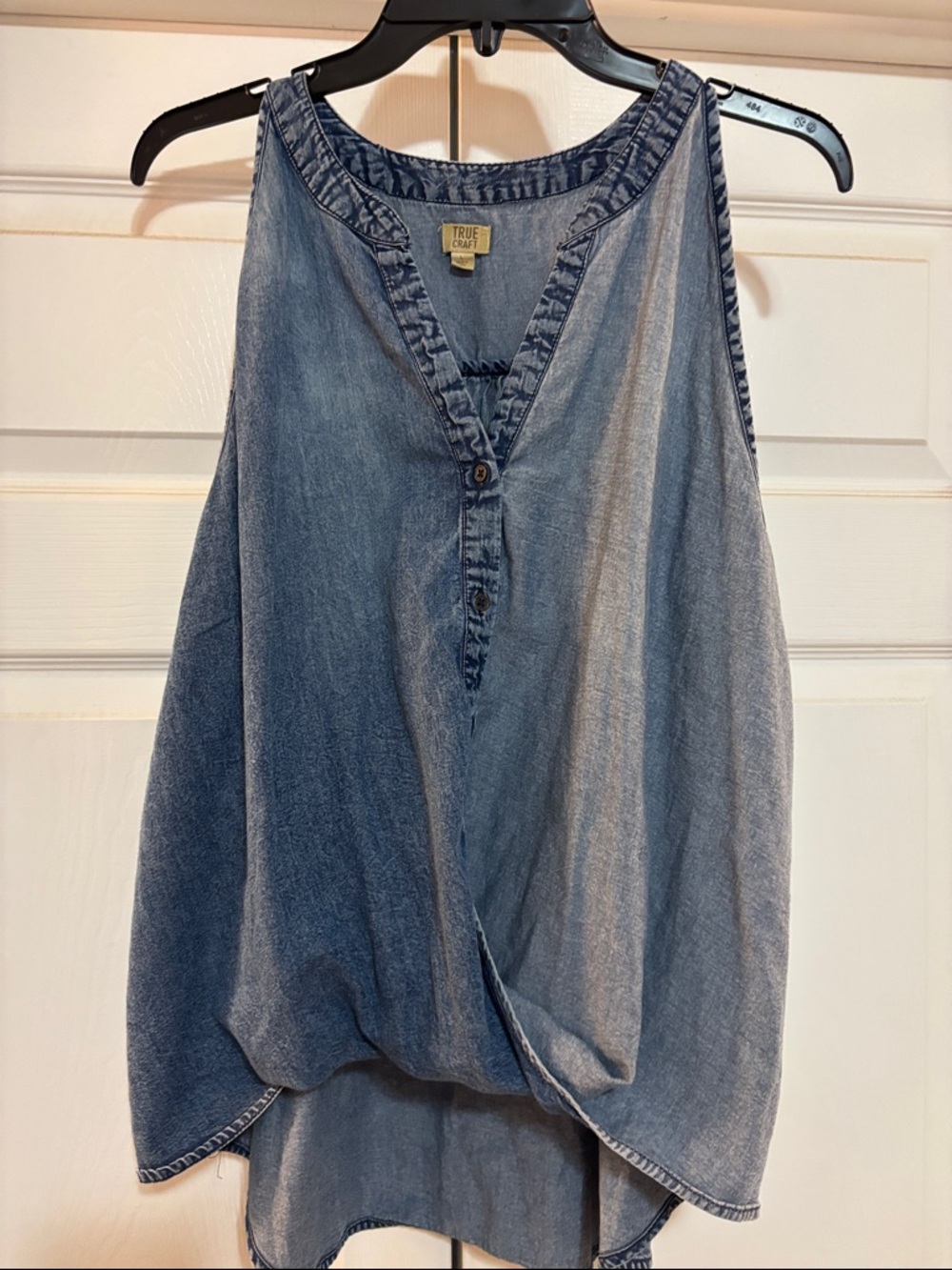 True Craft Washed Denim Blue V-Neck Tank Top large